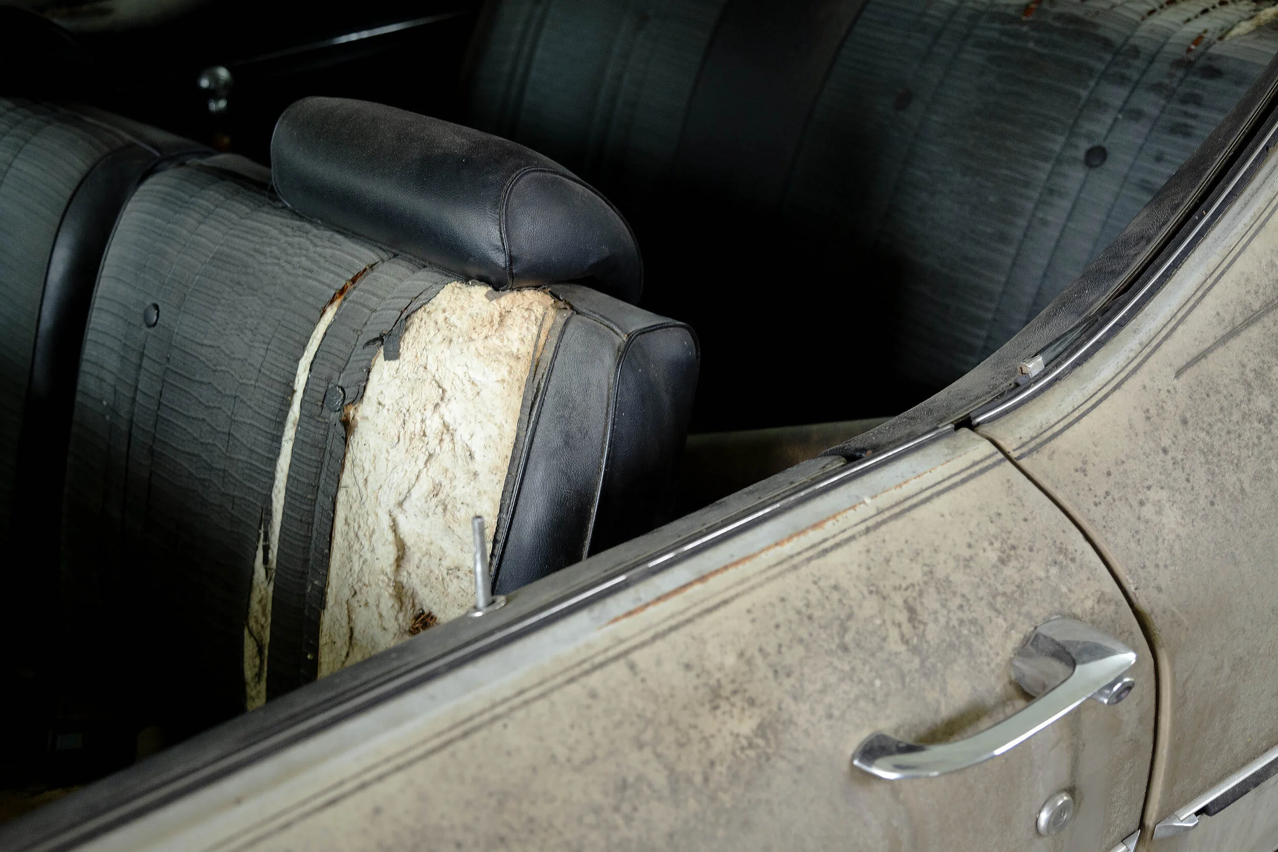 598A5452_Chevelle side and seats_TO PRINT.jpg