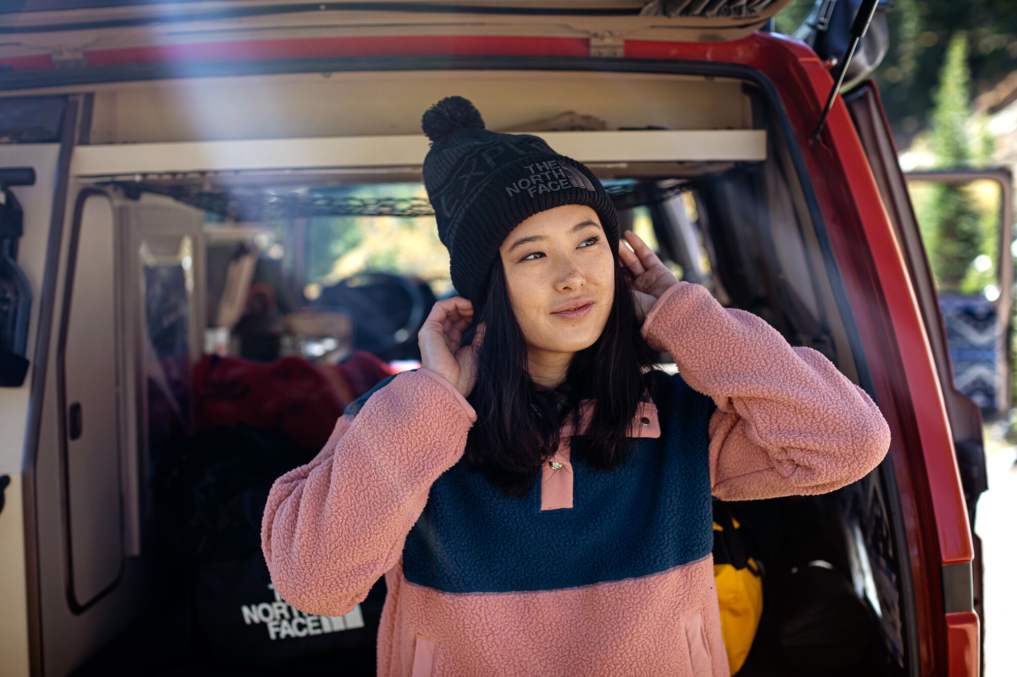 TNF_FW20_BlackFriday_CRAGMONT FLEECE_QTR_SNAP_AliVagnini_1057.jpg