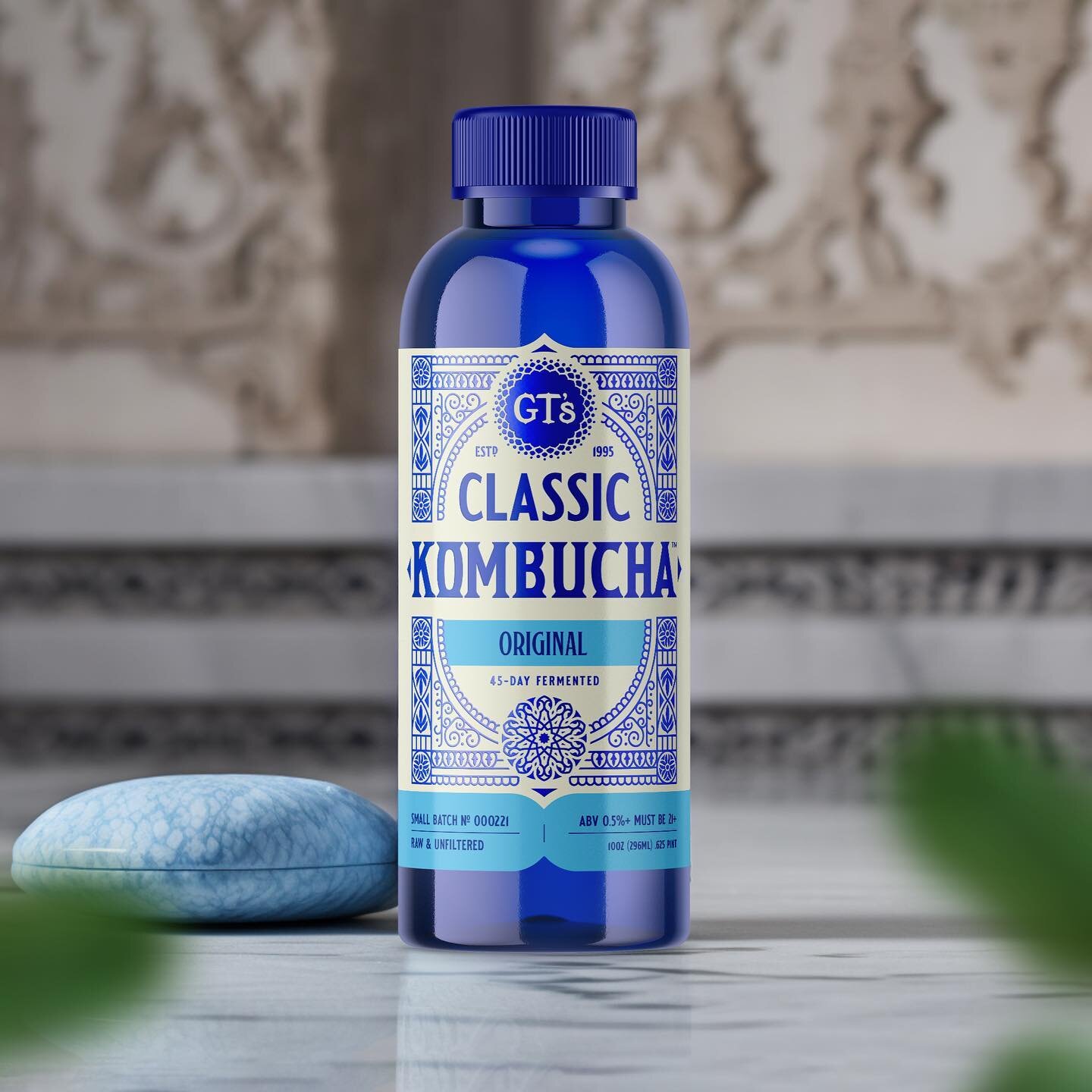 It was an honor reimagining the GT&rsquo;s Living Foods Classic Kombucha label. Classic is the original recipe GT began bottling in 1995 which launched the Kombucha category. It stays to true to how kombucha was crafted thousand of years ago. With ro