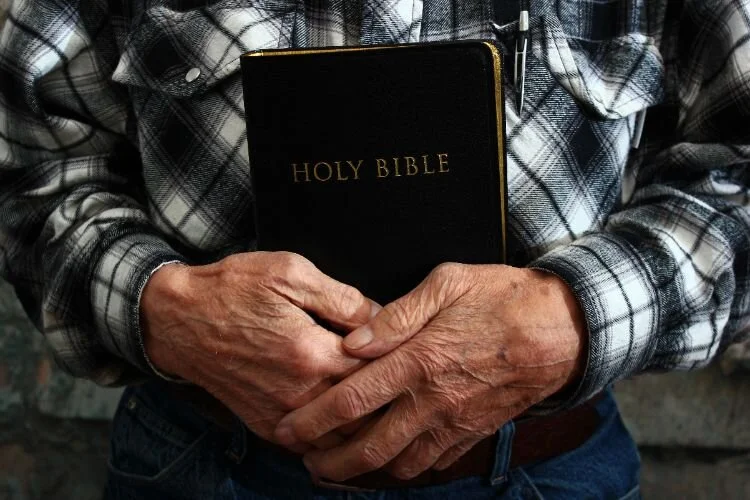 Registran la mayor venta de Biblias en la historia