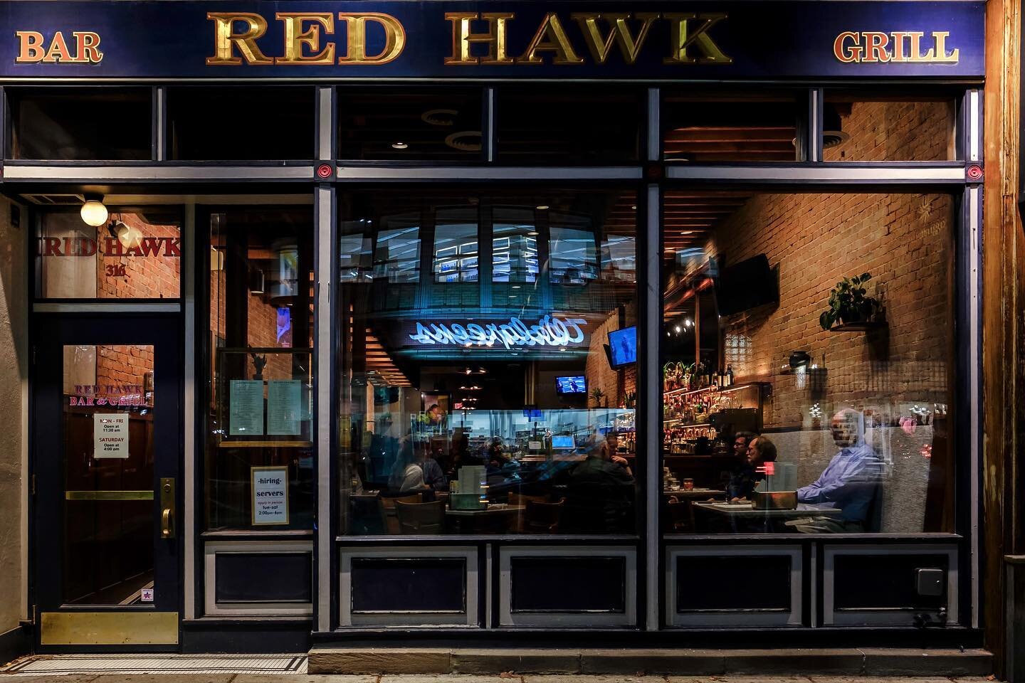 &quot;Red Hawk&quot;

The Red Hawk Bar and Grill on the peripheral of the UWM campus Ann Arbor, MI in low light and after a good down pour.

📸 Fujifilm XT-4, XF16mmF1.4 R WR

@raw_potd raw_world @raw_edit @raw_depthoffield @raw_community  #raw_archi