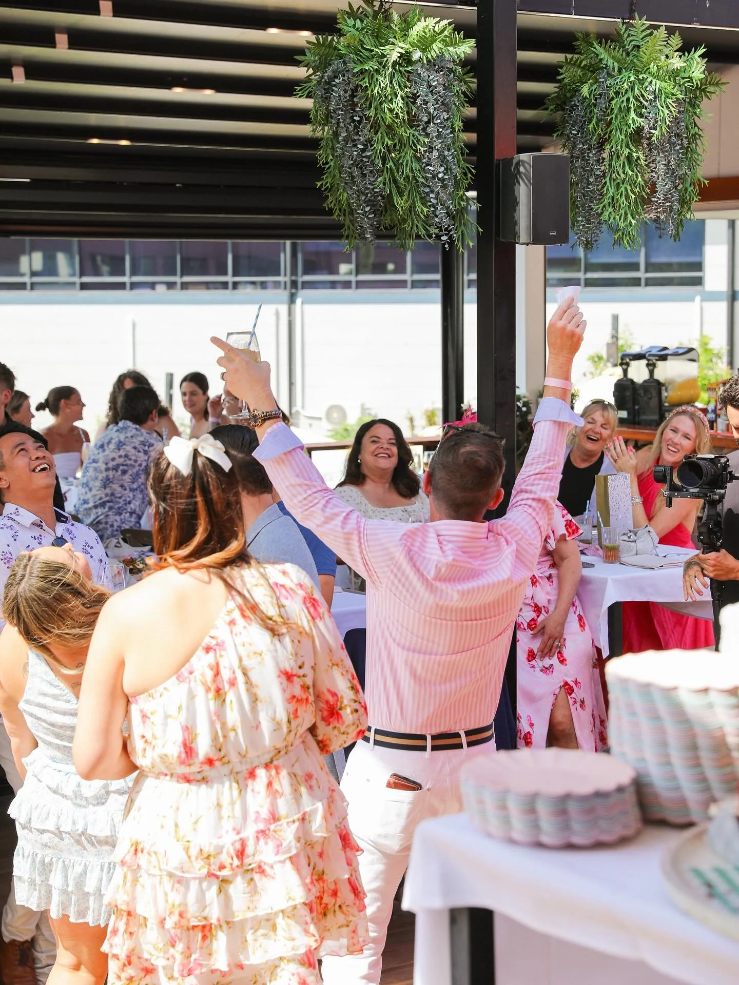 The countdown is officially over! Melbourne Cup day is TOMORROW!🏇🍾

Who&rsquo;s ready for the outfits, bubbles &amp; races on the big screens👋🏼

See you all tomorrow! Walk ins first come first serve in the sports bar.
