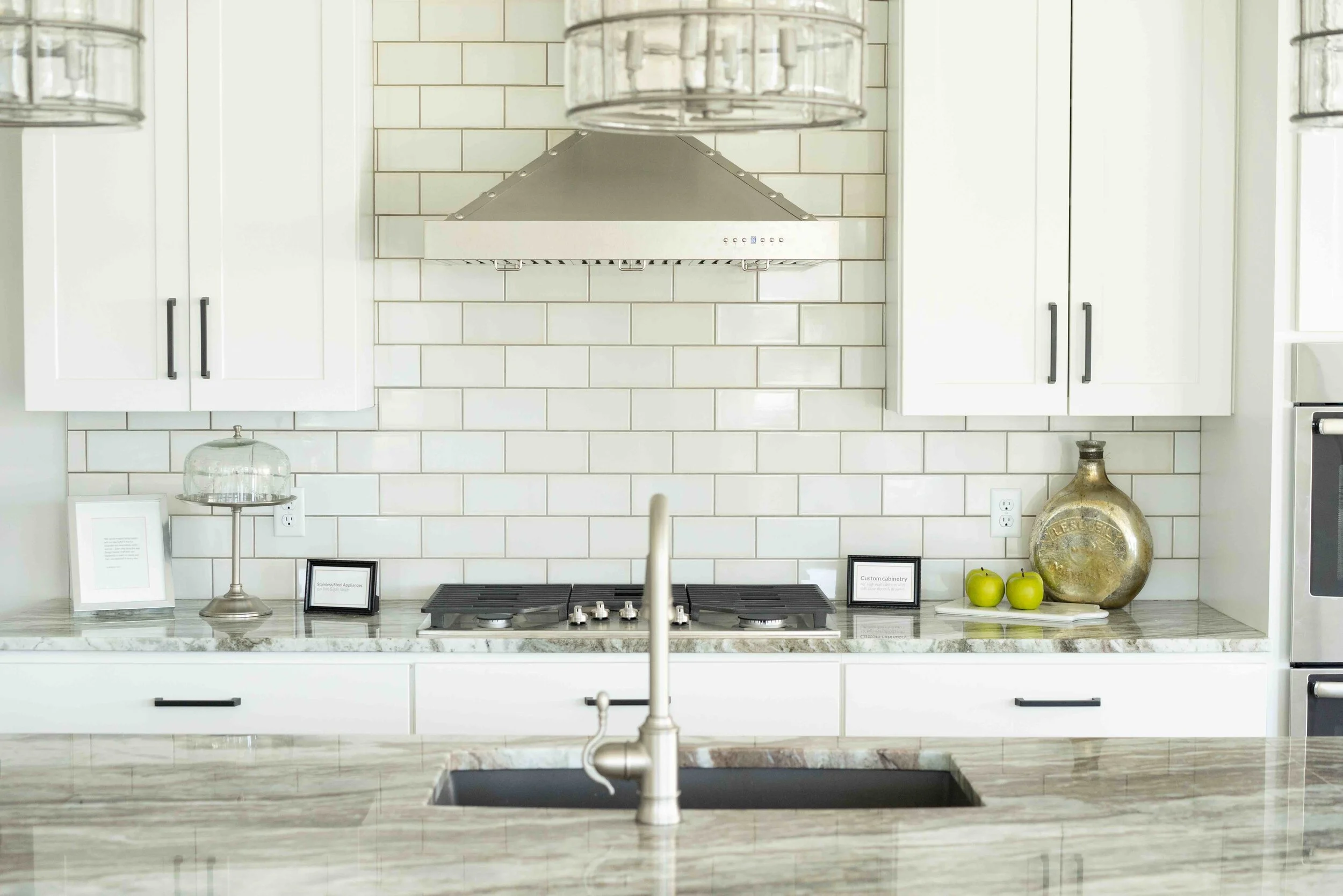 Fantasy Brown Kitchen.jpg