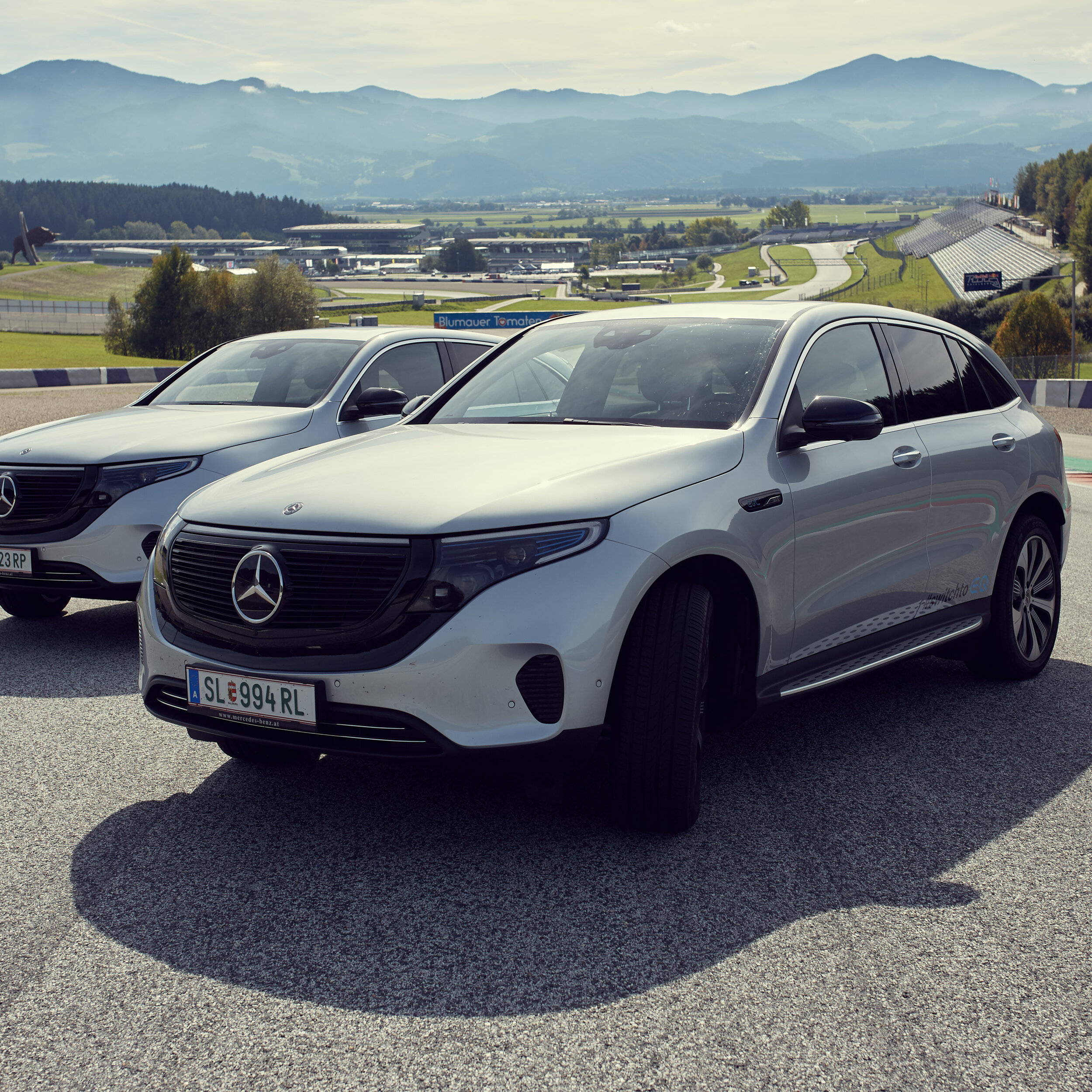 Mercedes-Benz EQC Social Media