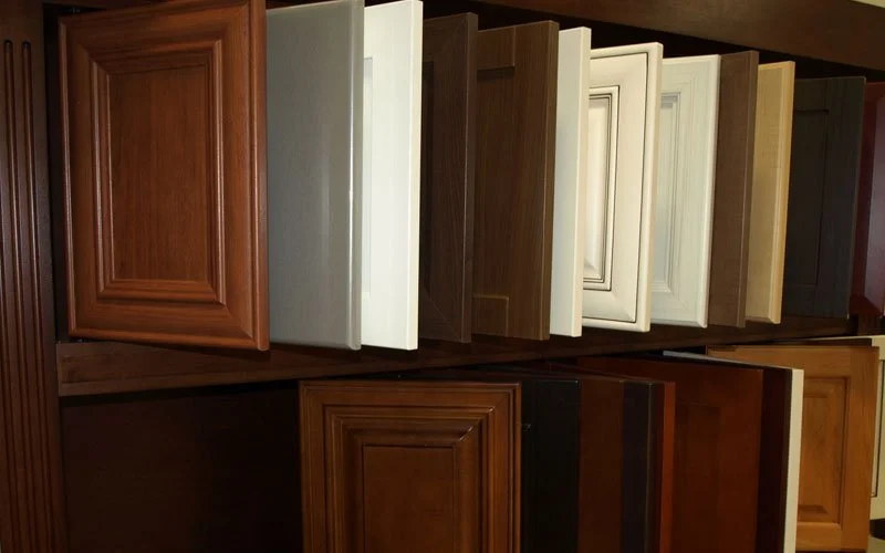 refacing portes d'armoires de cuisine