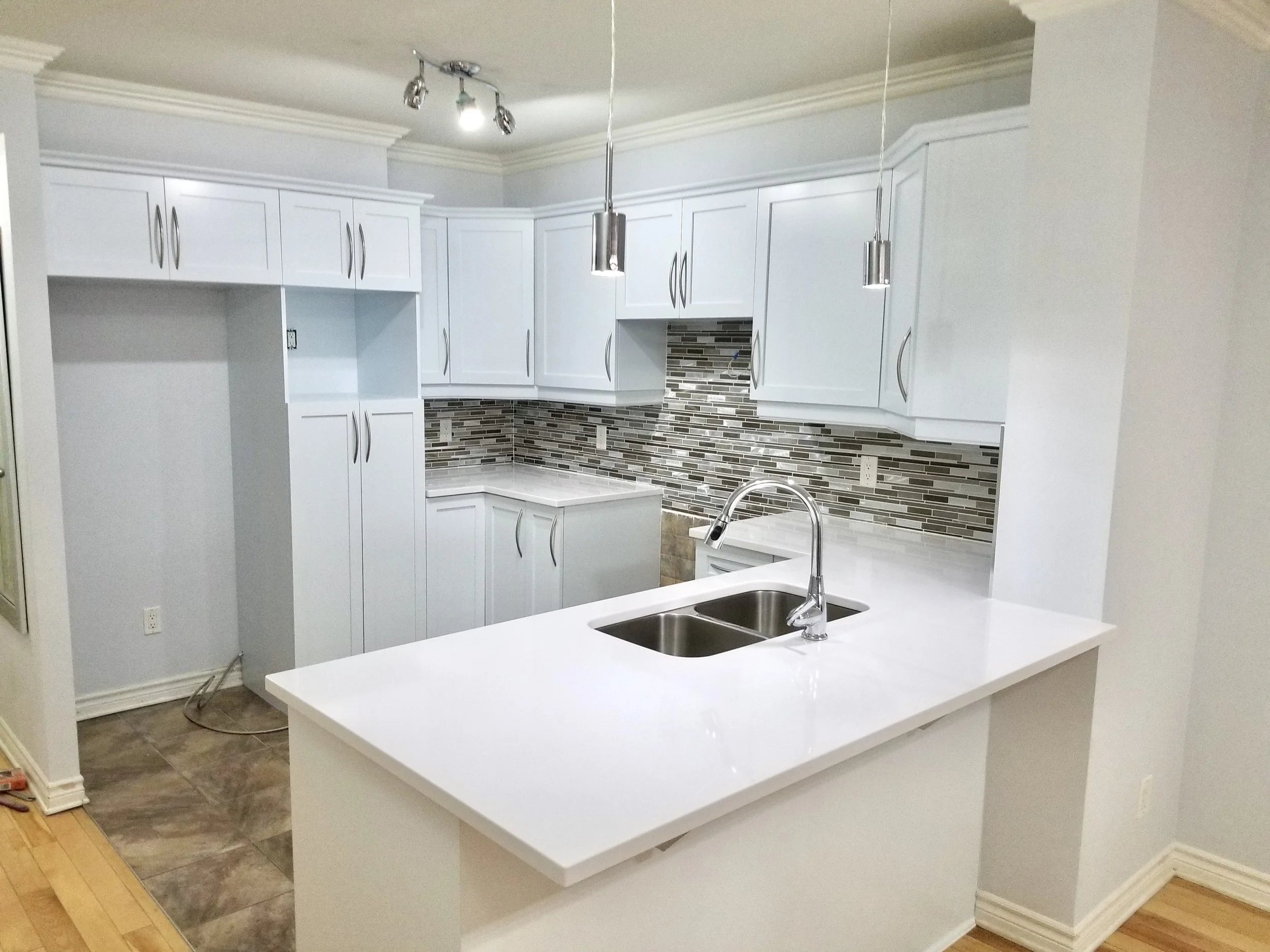 Peinture et resurfacage d'armoires de cuisine Entrepreneur en