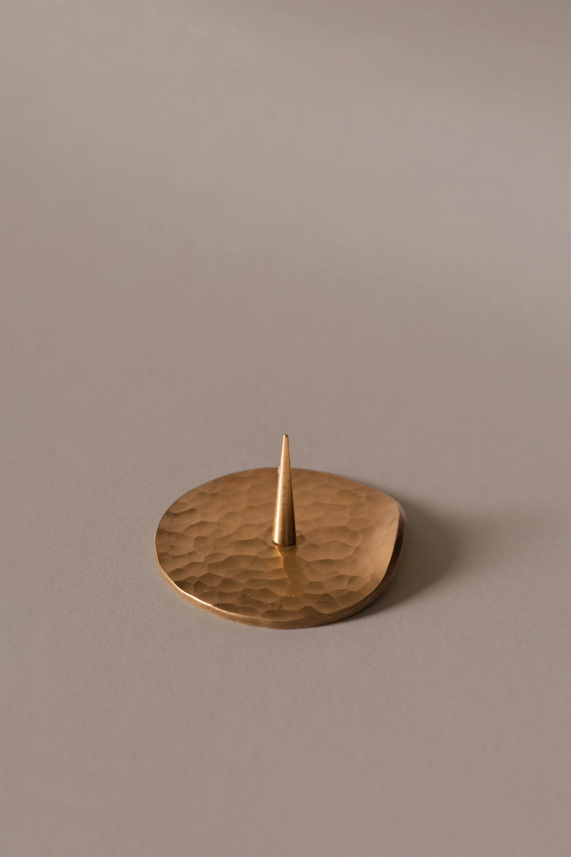 Circle Hammered Brass Candle Plate