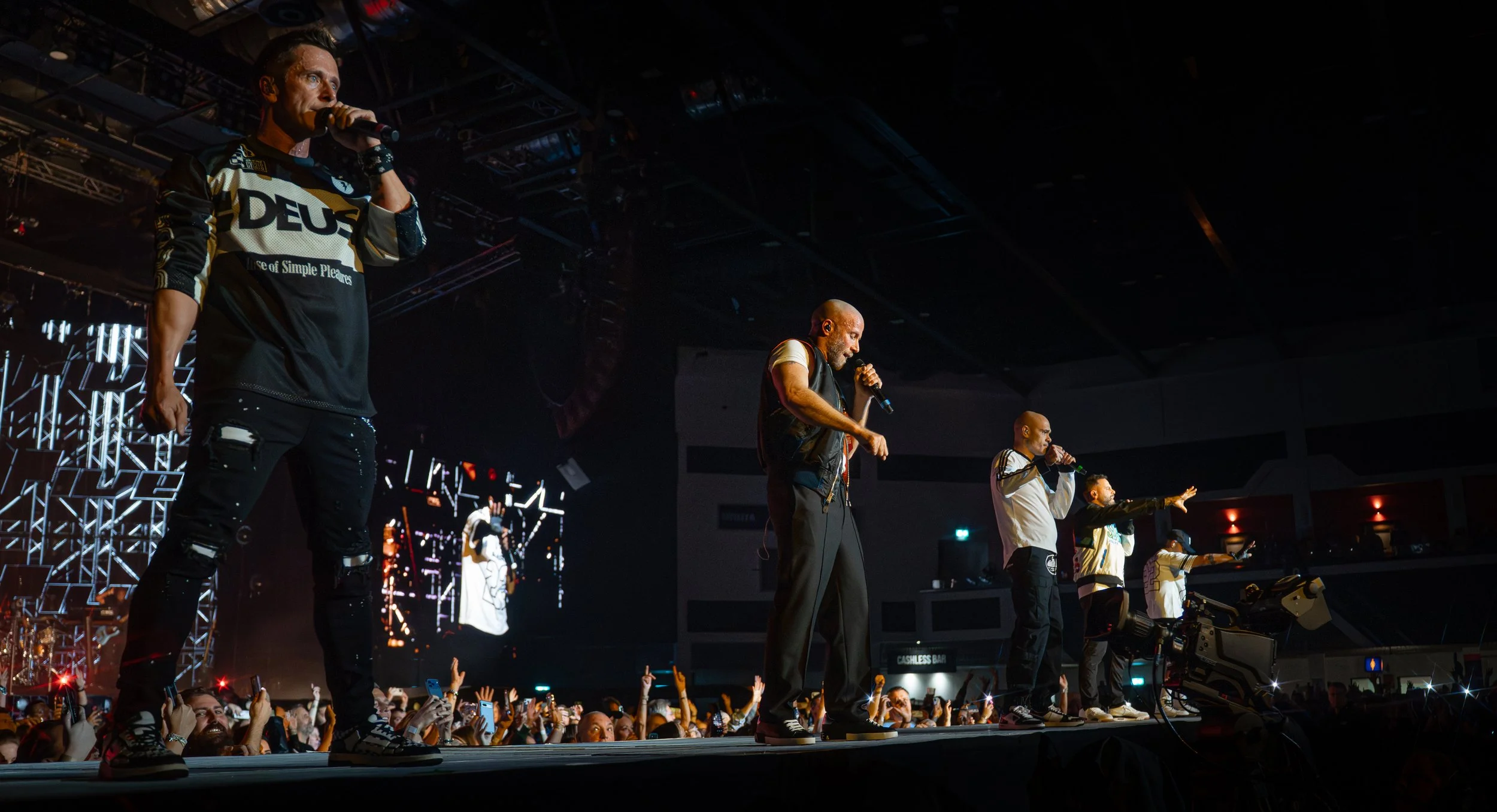 FIVE_UtilitaArenaCardiff_RhysHafodPhotography_291025-16.jpg