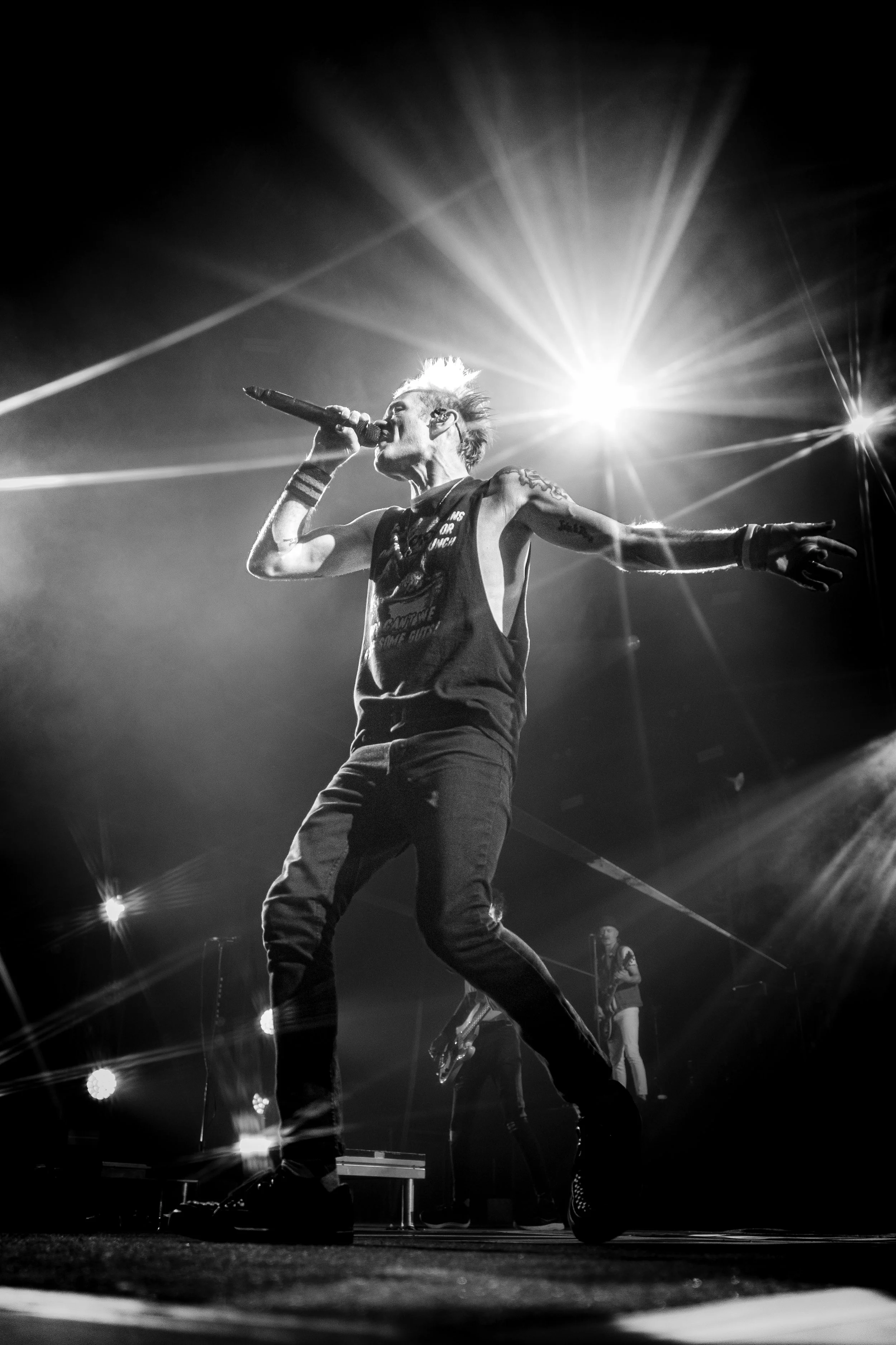 SUM41_Cardiff_021124_RhysHafodPhotos-12.jpg