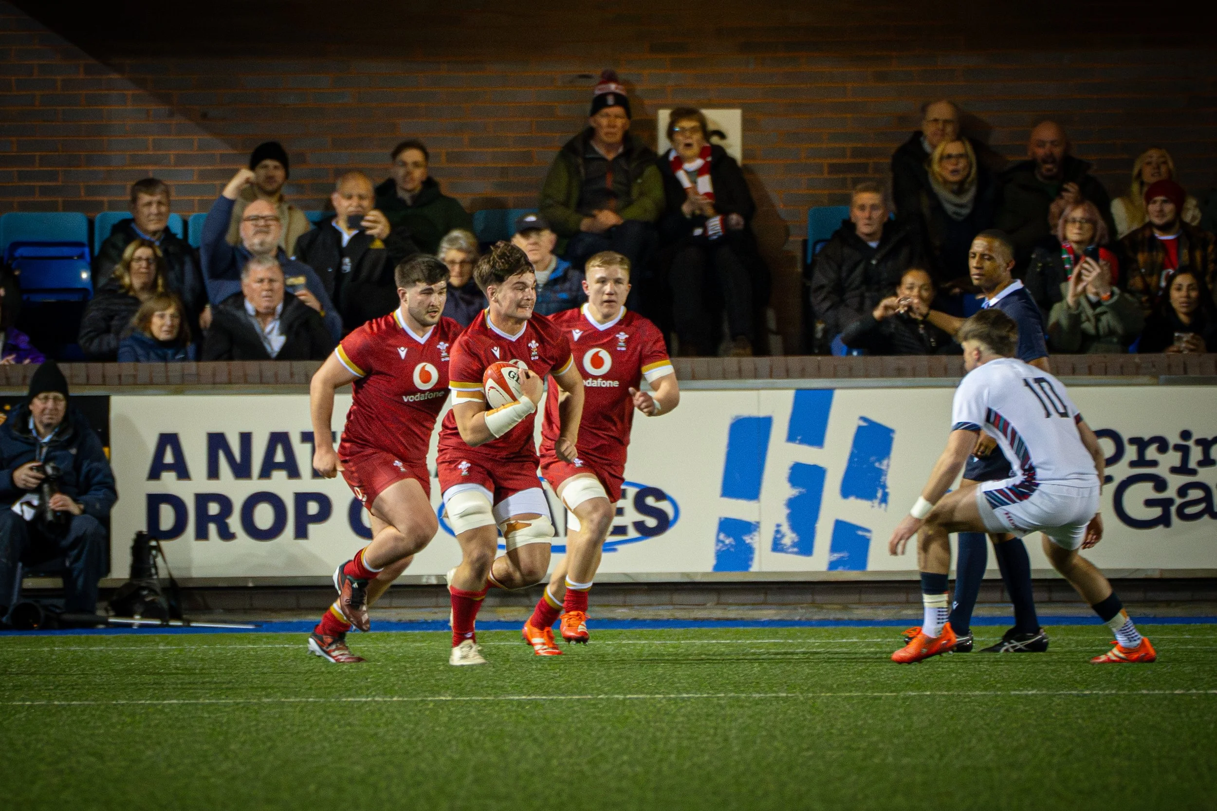 WalesU20s v EnglandU20s_140324_RhysHafodPhotos-17.jpg