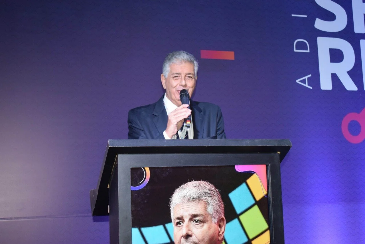 VOS by LASOS recebe presidente da Adit Brasil