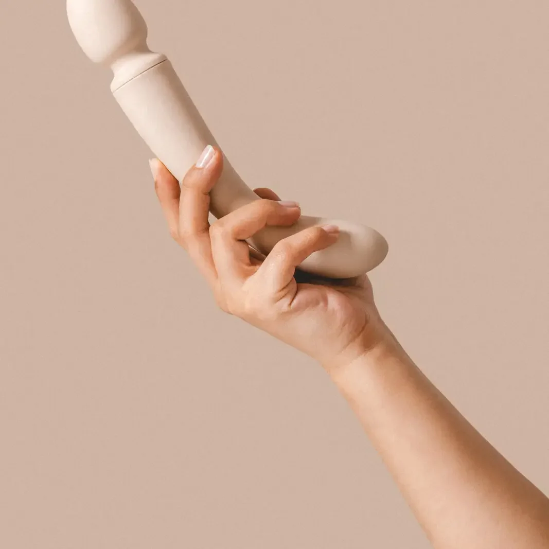 Cassia | Dual-Ended and Curved Wand Vibrator