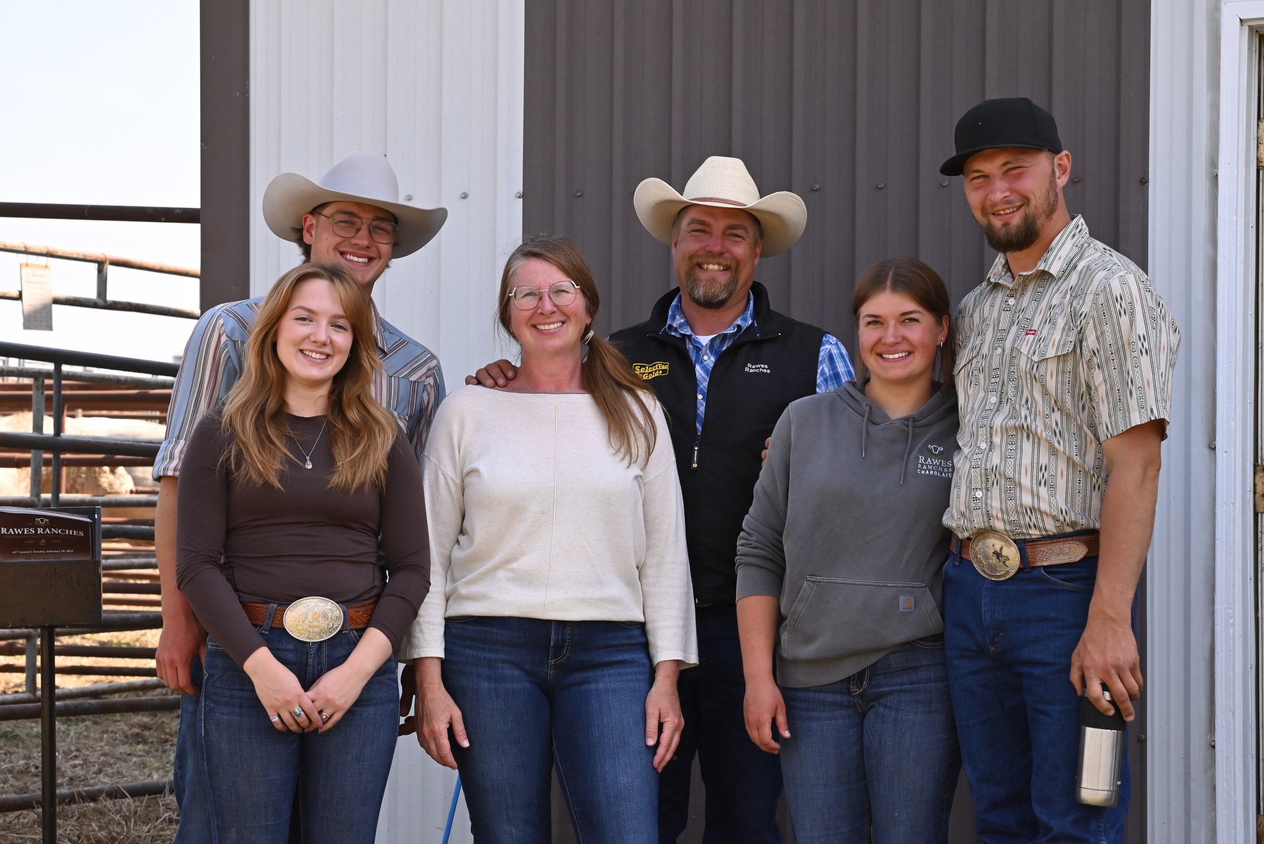 left to right: Austin & Mackinley Harty, Marie & Philip Harty, Elizabeth & Arnie Wipf