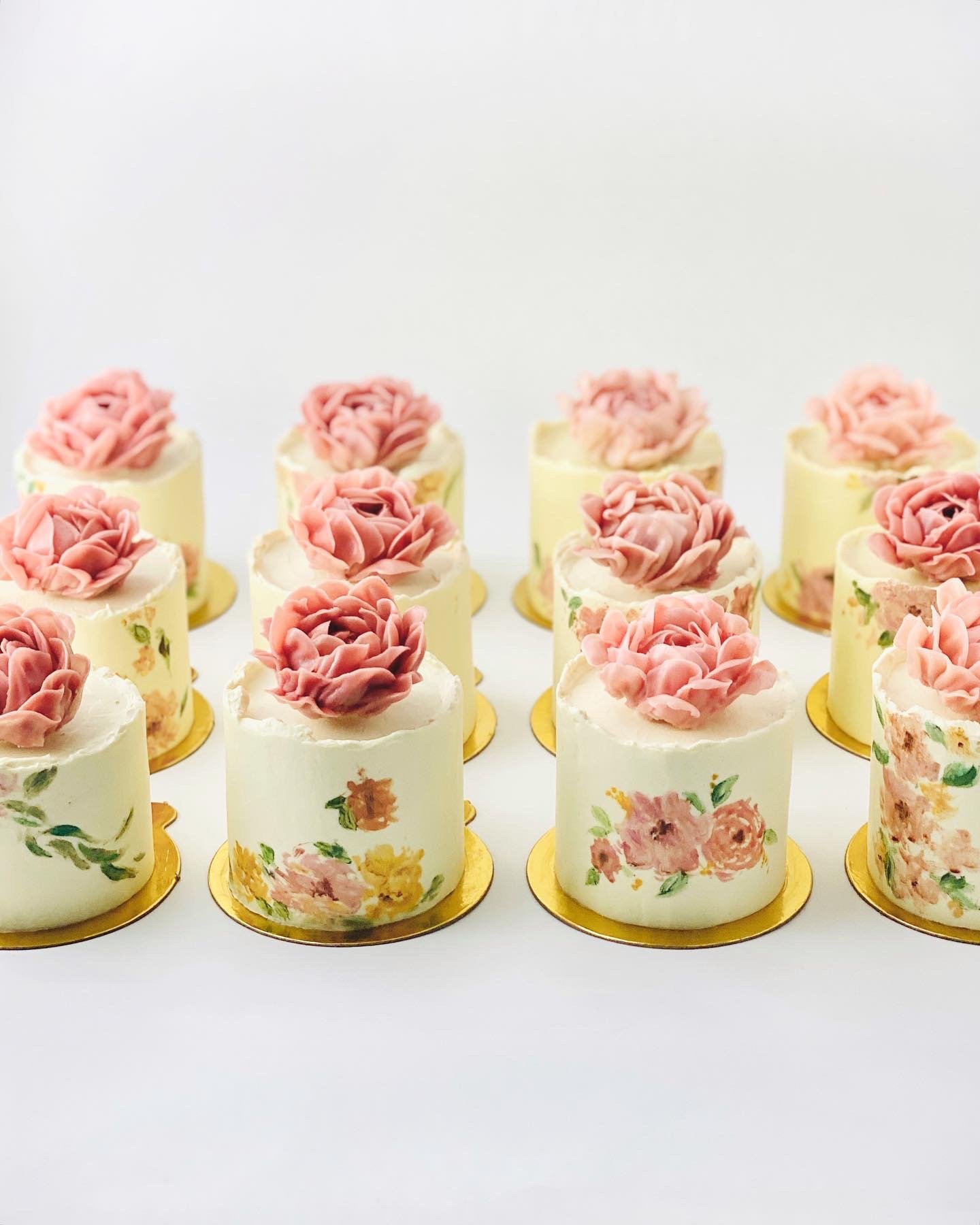 Mini Cakes — Nana's Home Cakery