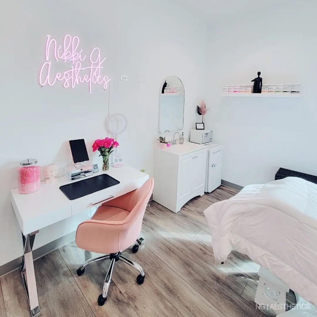 Welcome to 𝐍𝐆 | 𝐀𝐄𝐒𝐓𝐇𝐄𝐓𝐈𝐂𝐒 2.0
pictures just don't do her justice, we can't wait for you all to see our new home - the glow-up was real here 😉
