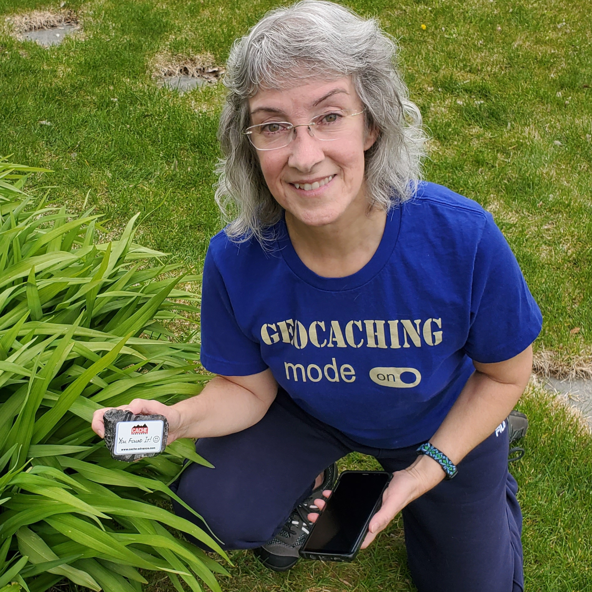 #44 T-shirt Geocaching Mode 2.png