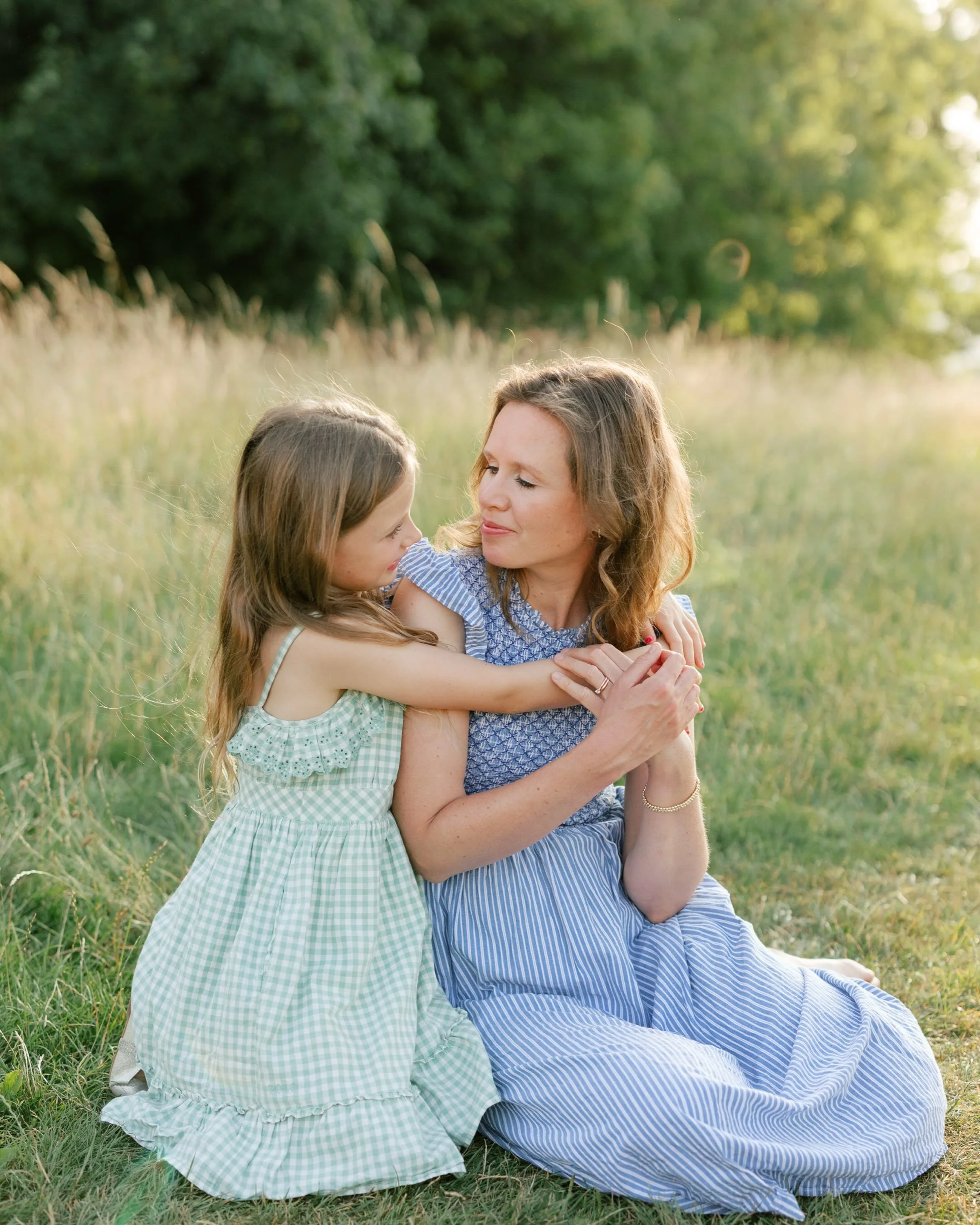Fall is officially here (and my countdown to Christmas!!!) but I still have a few summer favorites to share.

Summer was filled with warm evenings, lots of sweet families, and so many sessions I loved! Here&rsquo;s the Robinson family, they are pure 