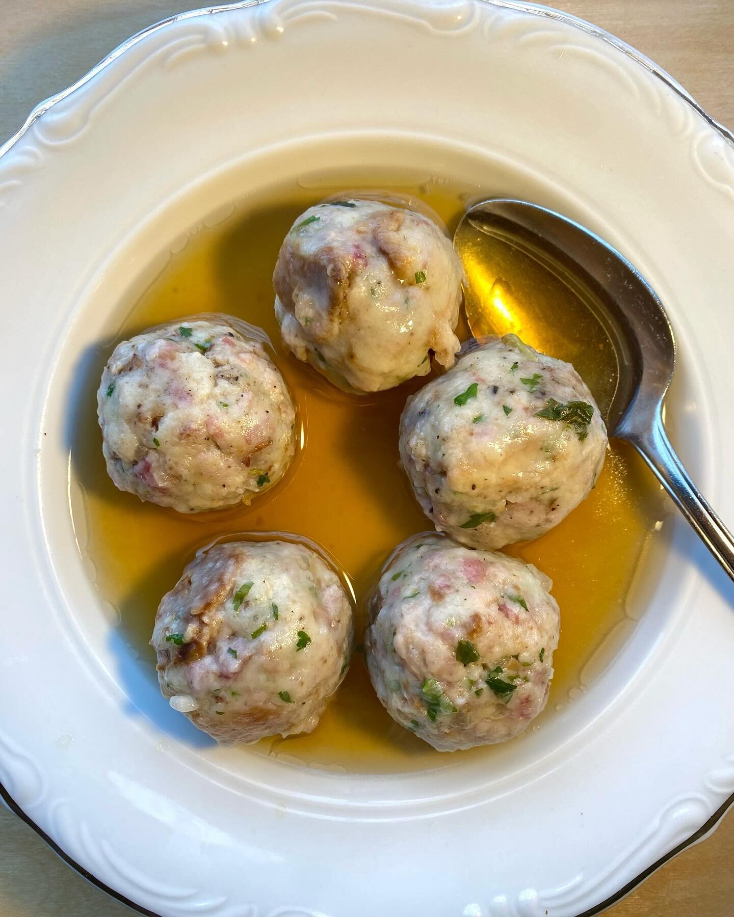 🥄On Spesh tonight&hellip; GNOCCHI ALLA VENETA🥄

Big shoutout to Karima @historicalitalianfood for inspiring us to try this rich, historical classic! The dumplings are made from leftover bread and cured pork - Lardo and Proscuitto to be precise - th