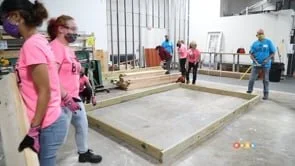 Let's Build Camp for Girls S17 E1