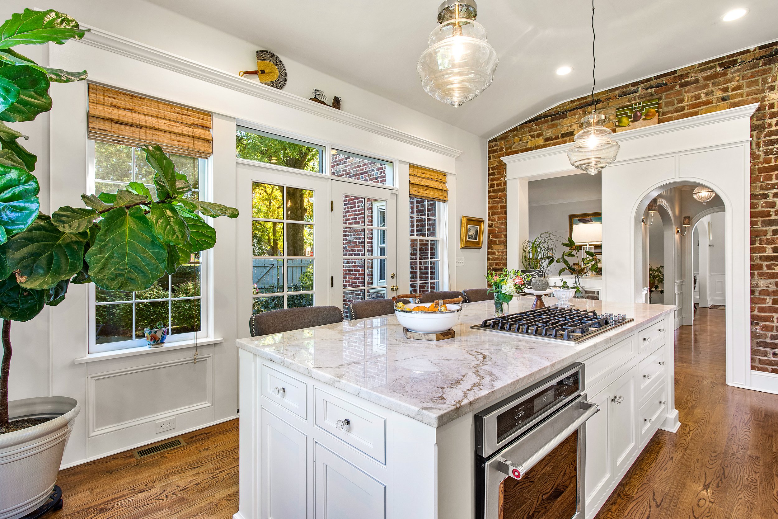 13-Kitchen.jpg