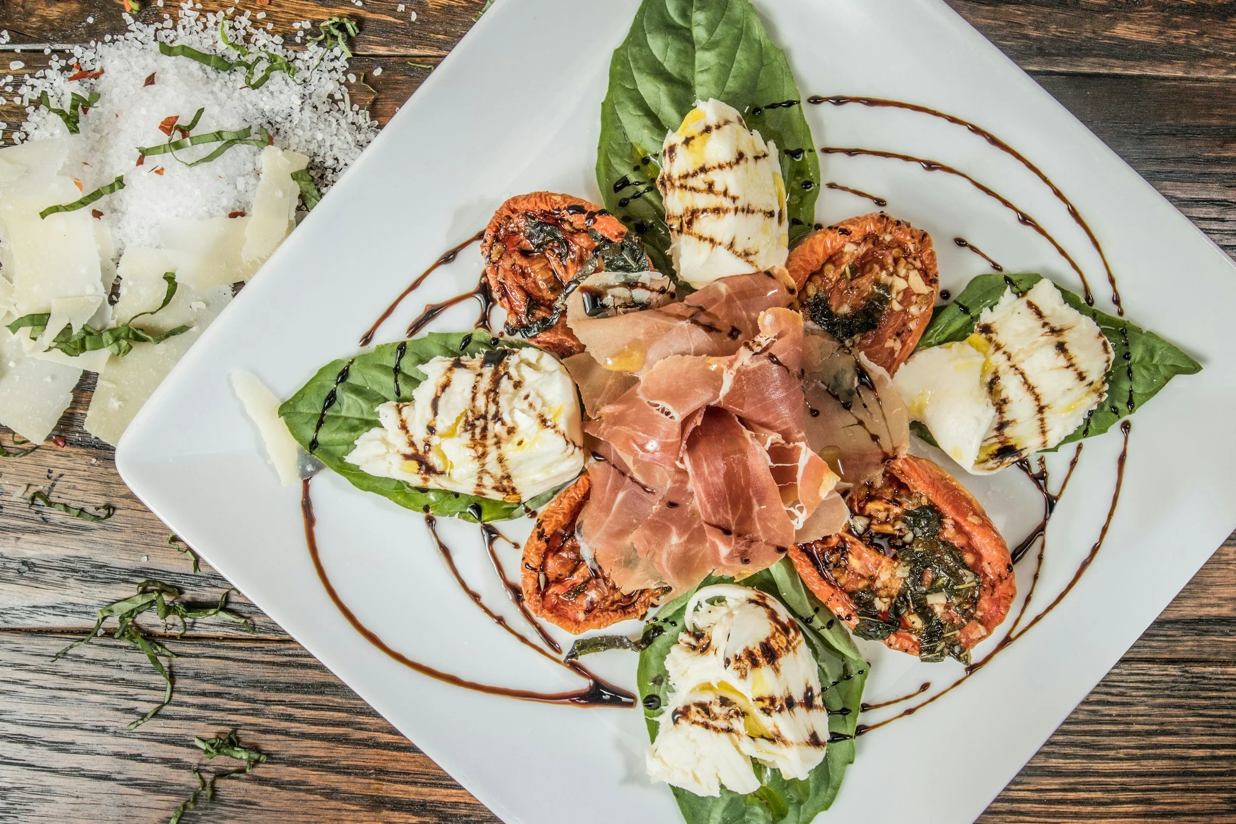 TAPAS FROM AROUND THE WORLD 21yo+