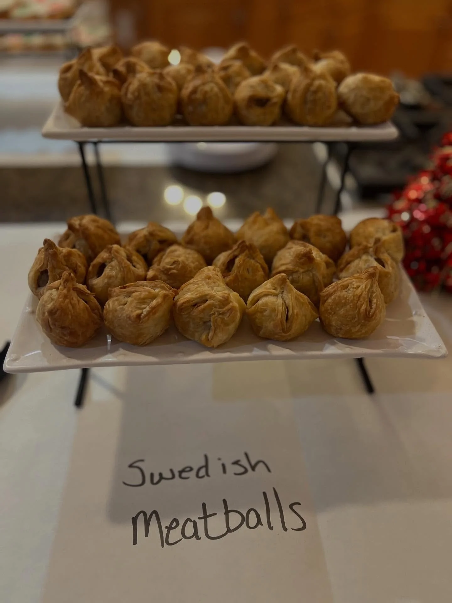 Our 6th Holiday Extravaganza was a HUUUUUGE success!! Live music, food, bubbly and wine! What a night!! More pics of food and people to come!! So grateful for an amazing participation. Even got 5 gals who came all the way from WV.