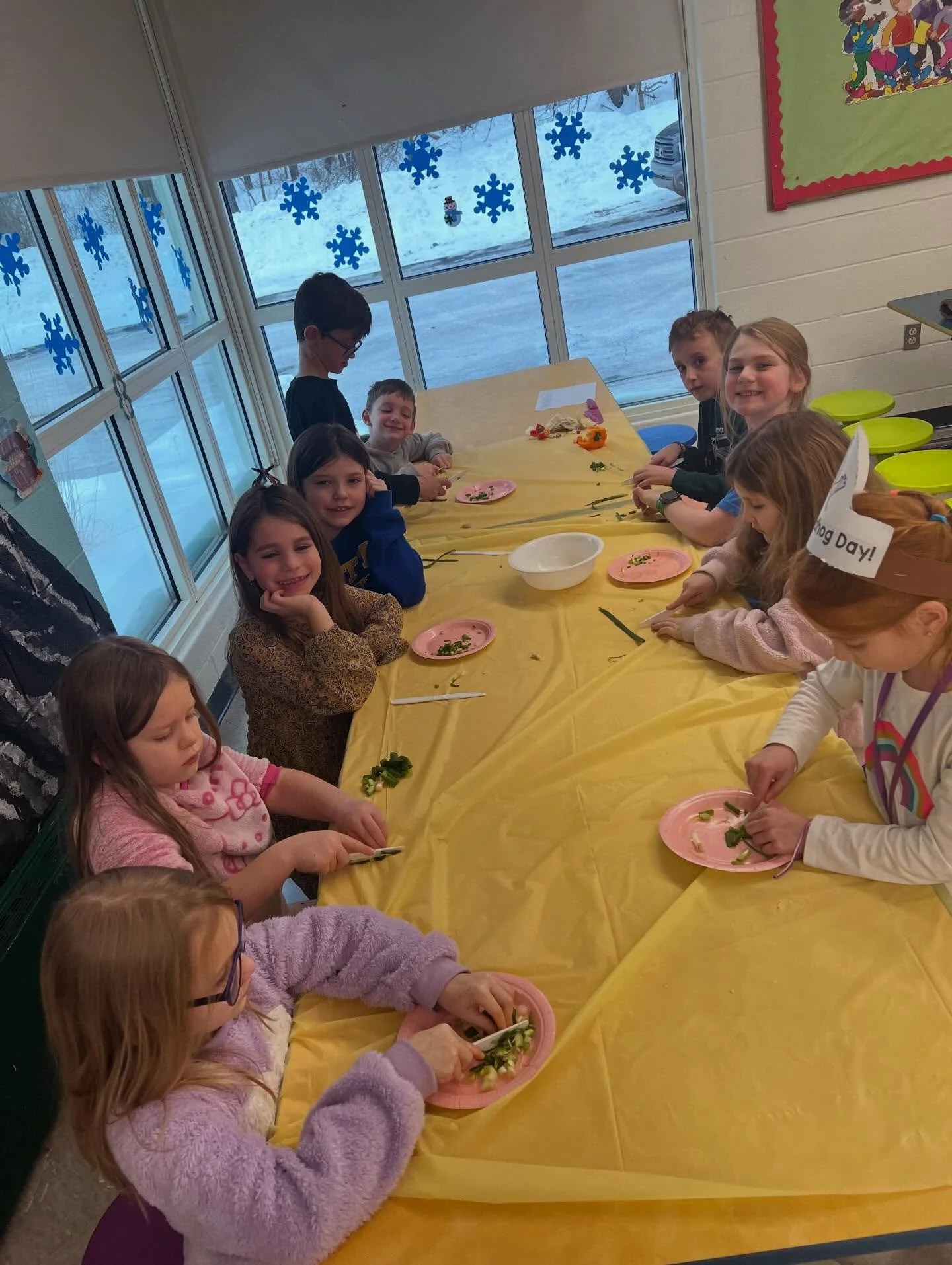 It was a good, good, 😋 🤩 class!!! A lot of cooking. A lot of eating. A good amount of dancing, learning and &ldquo;traveling.&rdquo; Antojitos!! 🇪🇸 Until next week!! #afterschoolprogram #izabellasgourmetchowclasses #izabellasgourmetchowafterschoo