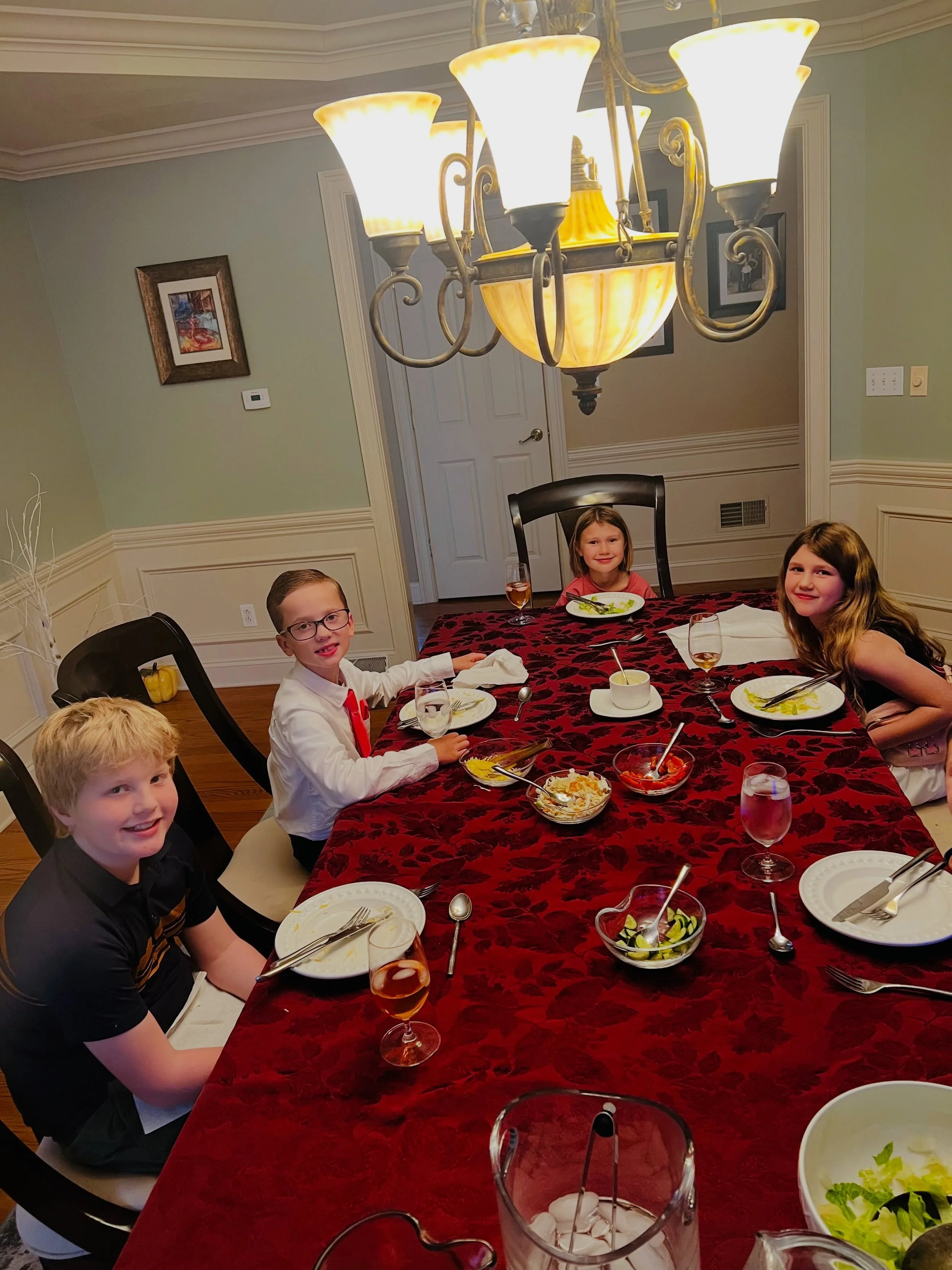 Friday&rsquo;s fine dinner with etiquette. Wishing kiddos who couldn&rsquo;t make it, a quick recovery. But for the ones who did make it, kudos to you all. Job well done. 👏🏻 Gotta love kids and their innocence though. &ldquo;Chef Sofya, my mom is f