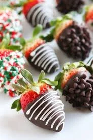 Holiday Chocolate covered strawberries 