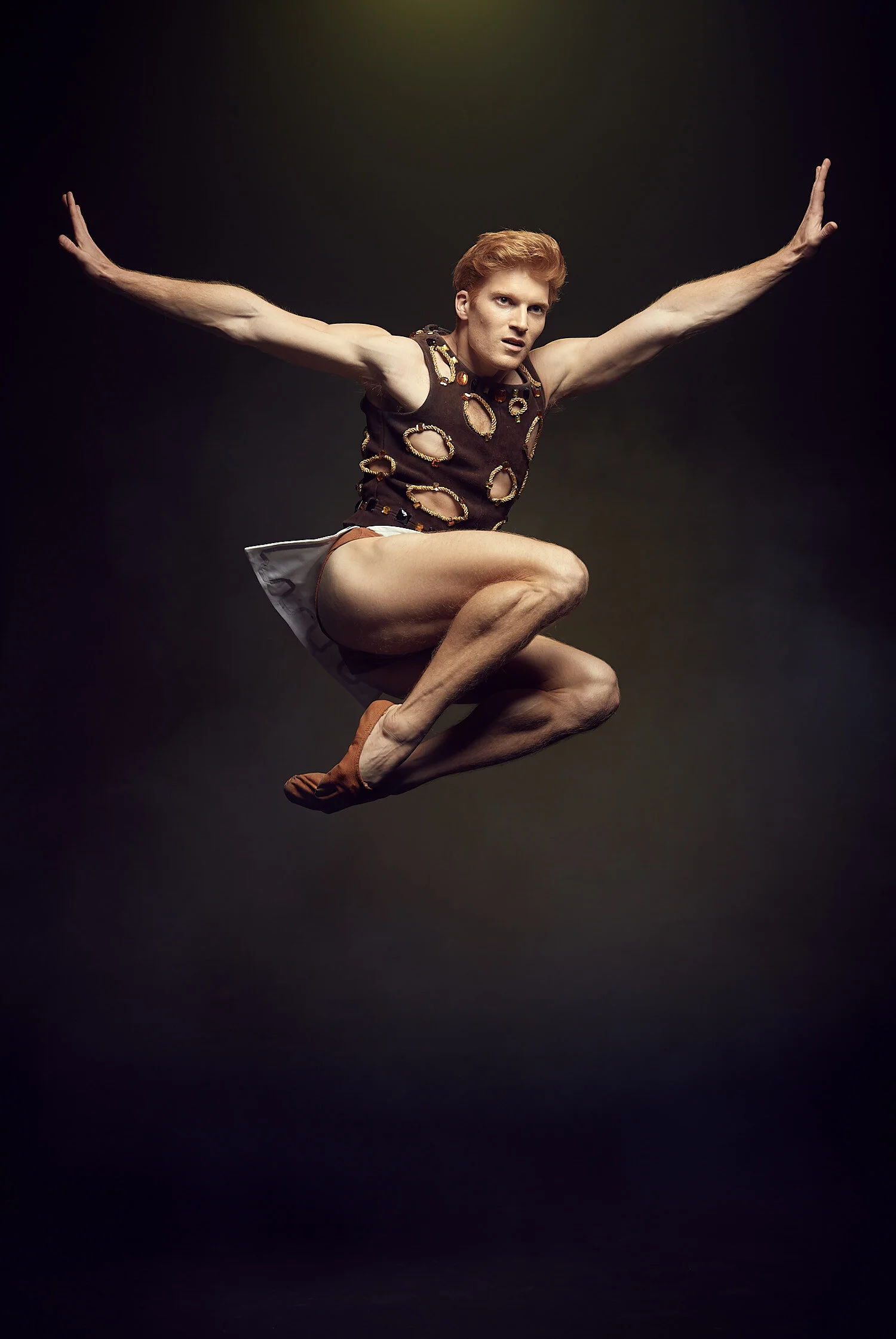 2021-MCB-Studio-0427-￼￼Shot 1-00204.jpg