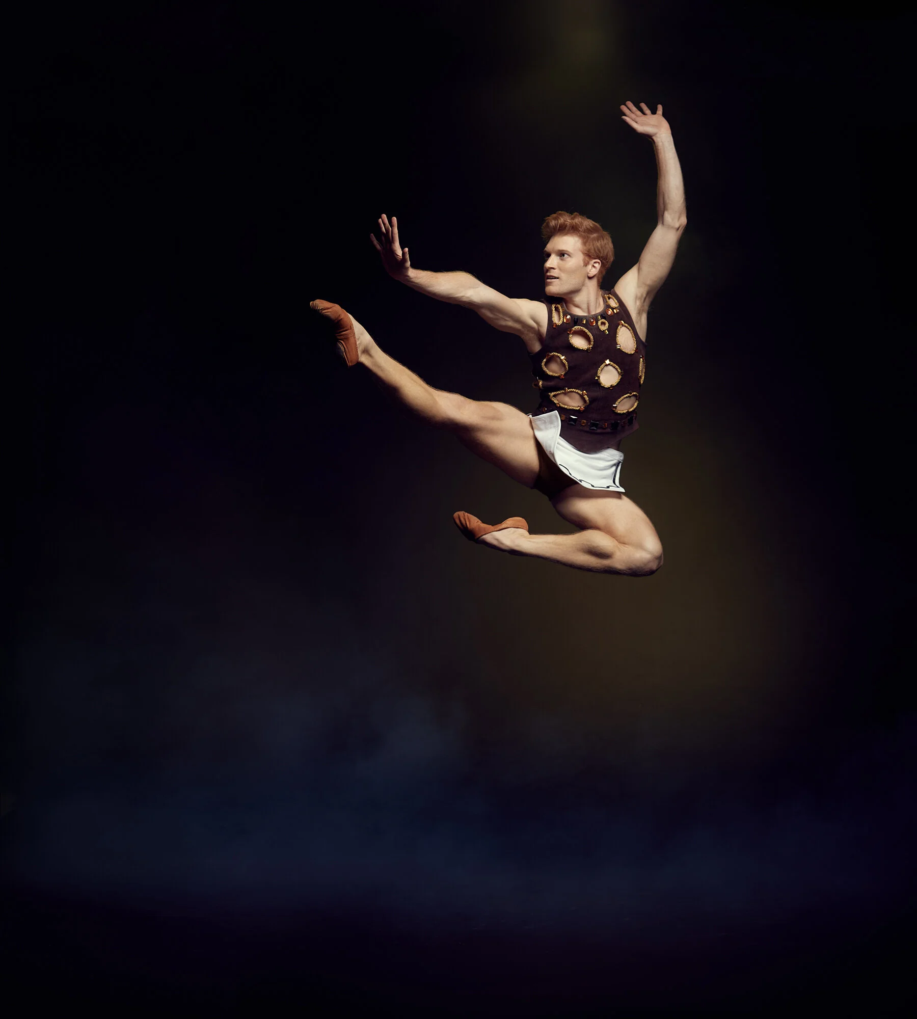 2021-MCB-Studio-0427-￼￼Shot 1-00172.jpg