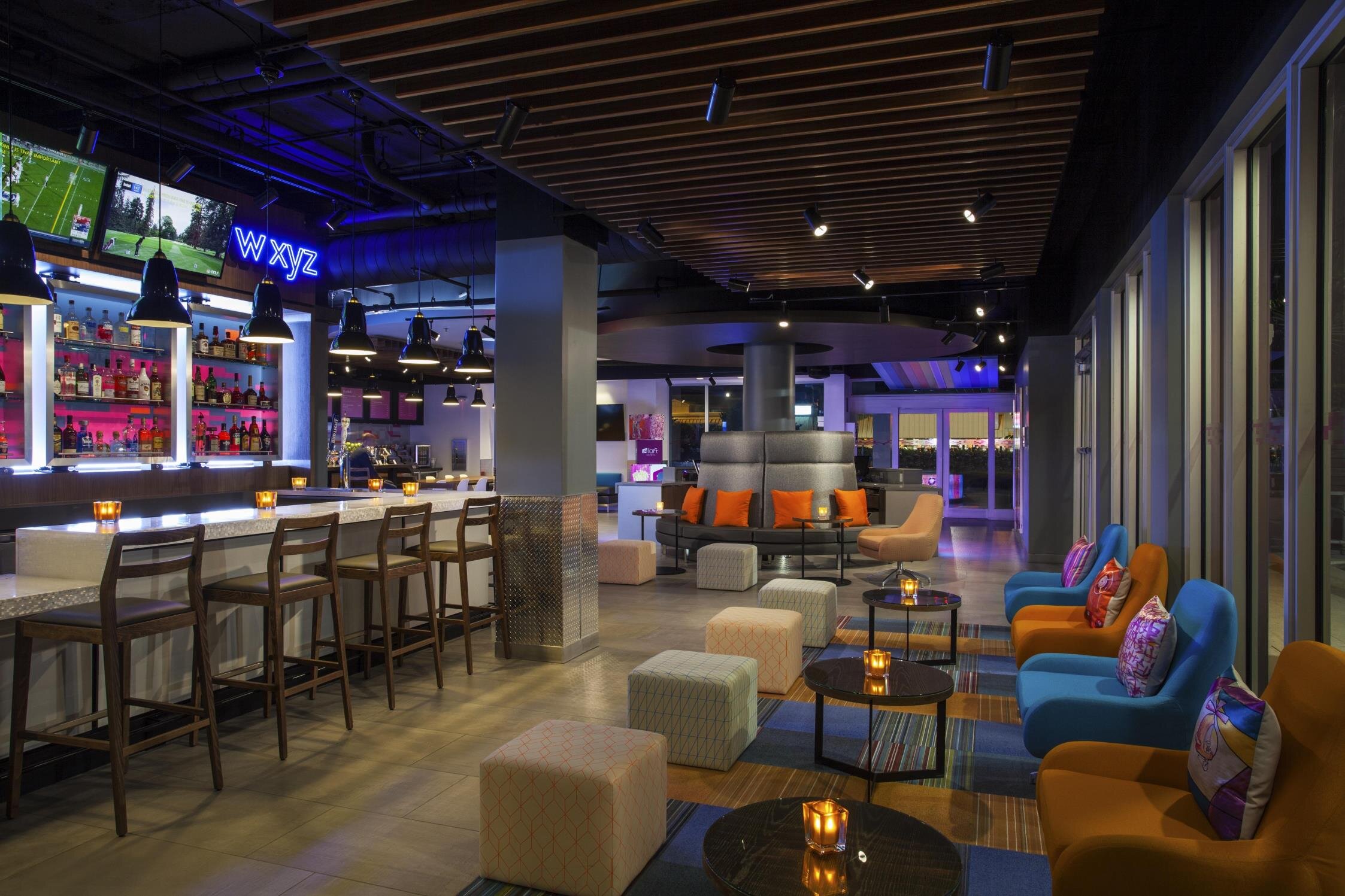 W XYZ Bar Dadelandjpg.jpg