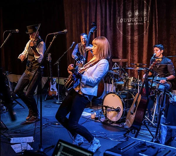 Hey Mavis - A Golden Link Concert