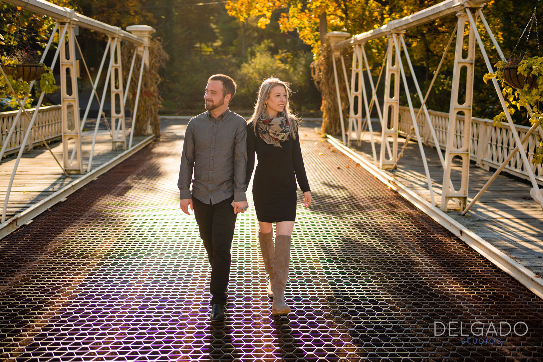 Fall engagement session (3 of 10).jpg