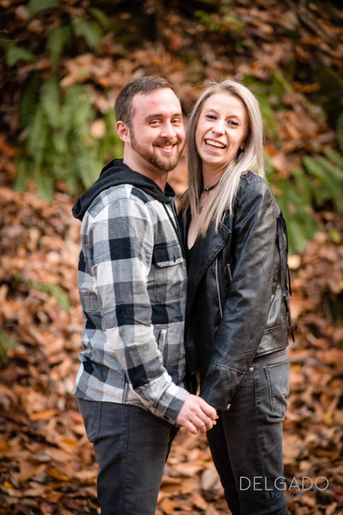 Fall engagement session (9 of 10).jpg