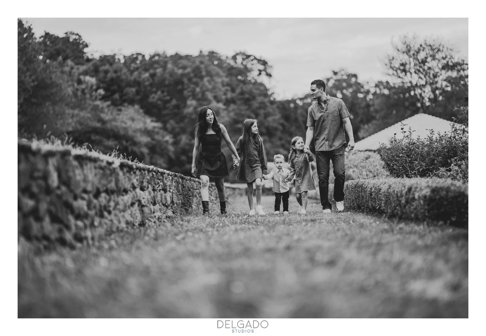 Family Photos at Deep Cut Gardens-3.jpg