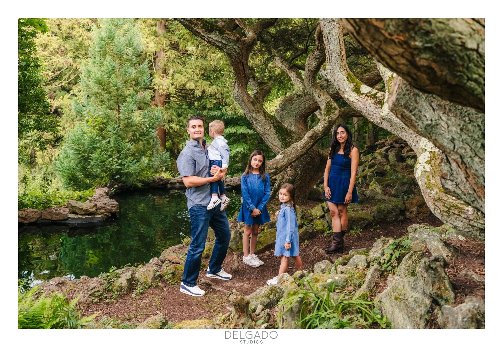 Family Photos at Deep Cut Gardens-18.jpg