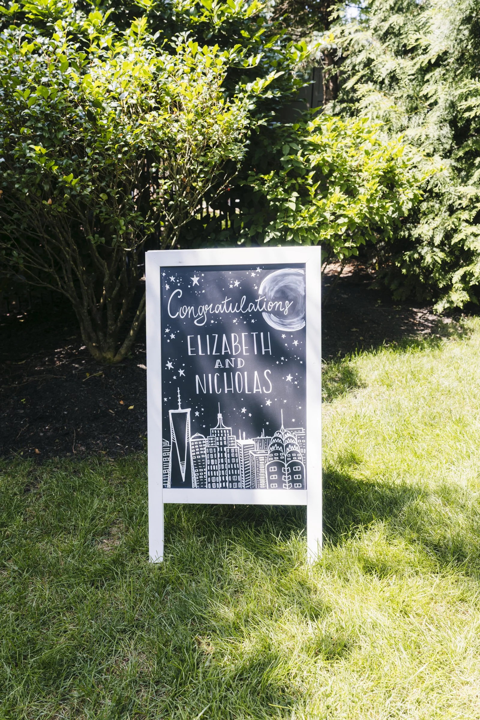 Backyard Wedding Celebration Ideas-2.jpg