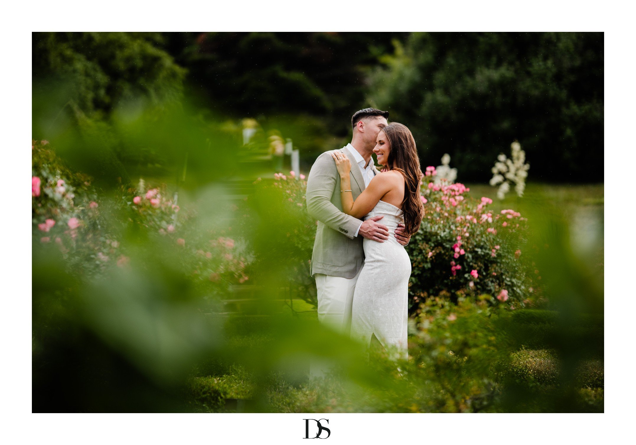 Deep Cut Gardens Surprise Proposal-00012.jpg