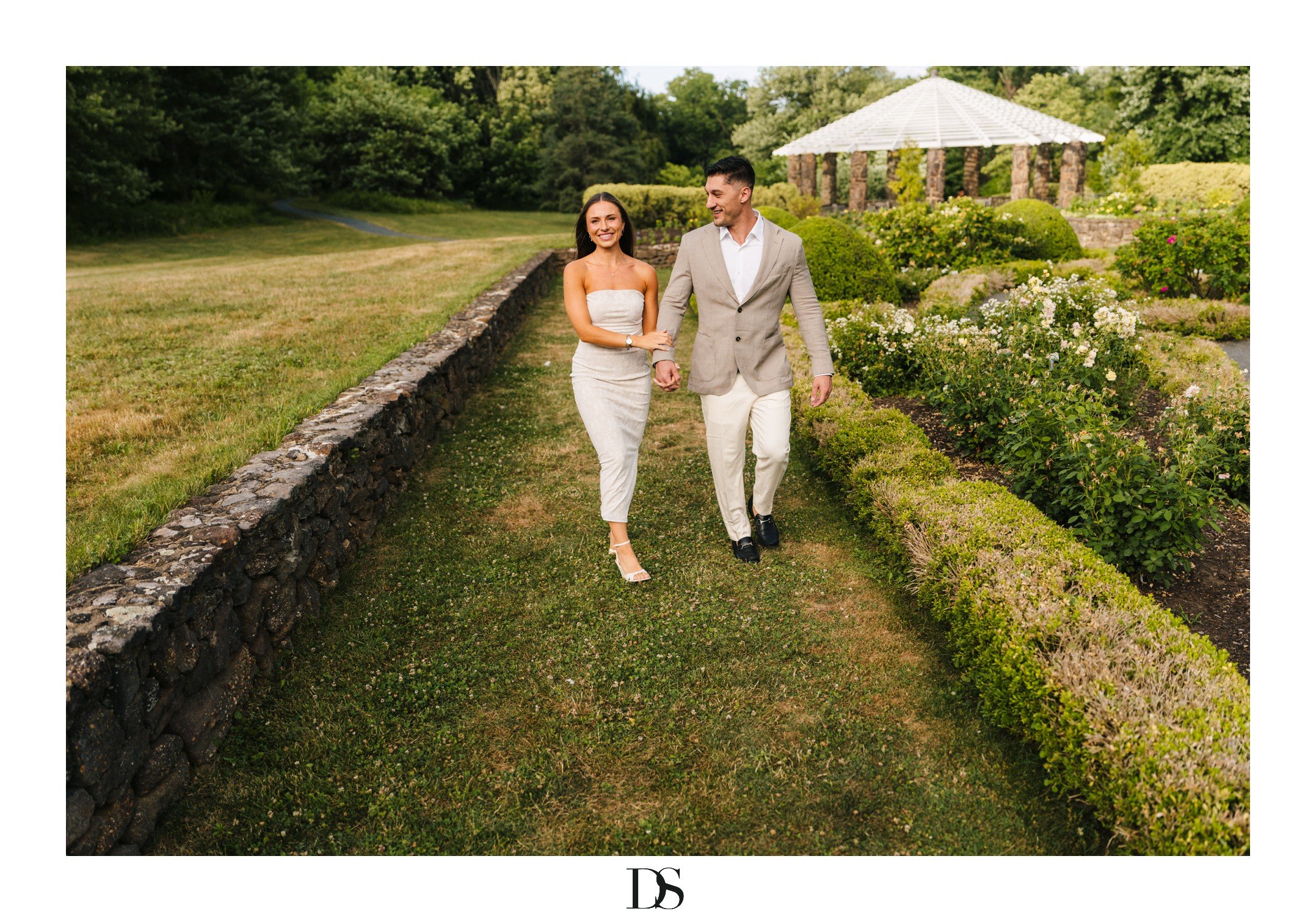 Deep Cut Gardens Surprise Proposal-00014.jpg