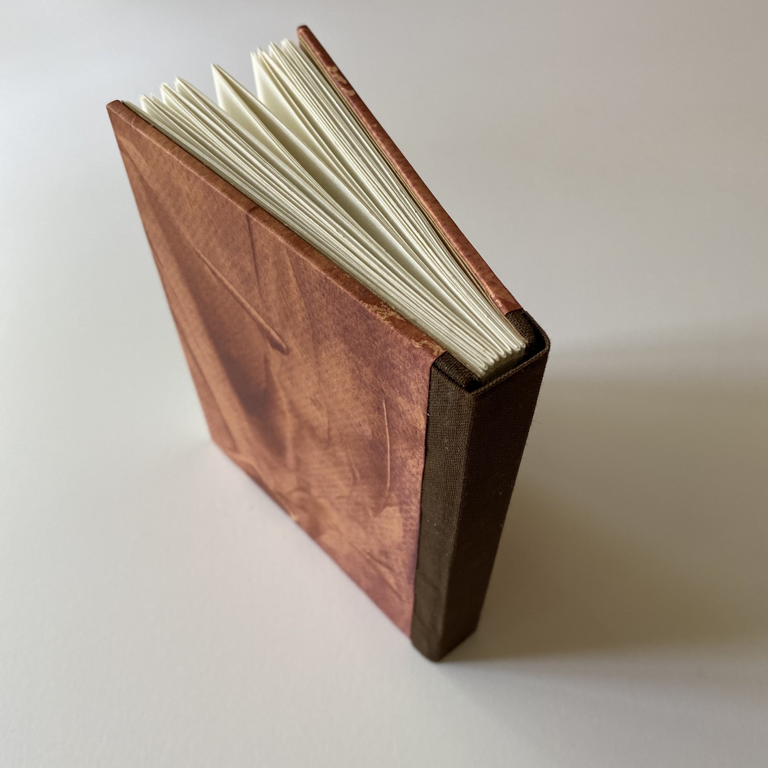 Sewn Boards Binding