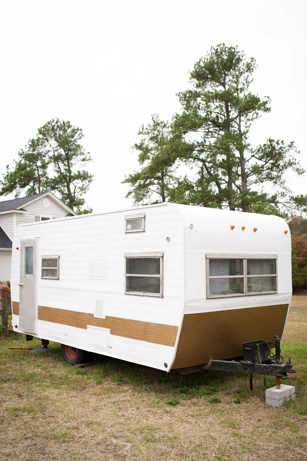 10.29.19.liz.trailer(selects)0006.jpg