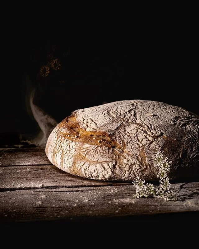 ◾Kváskový Chlieb ◾Budem k vám úprimný no pravdepodobne nájdete overenejšie recepty na kváskové chlebíky u @nelkafood alebo u @chutodnaty keďže svoj som zatiaľ otestoval len ja a le