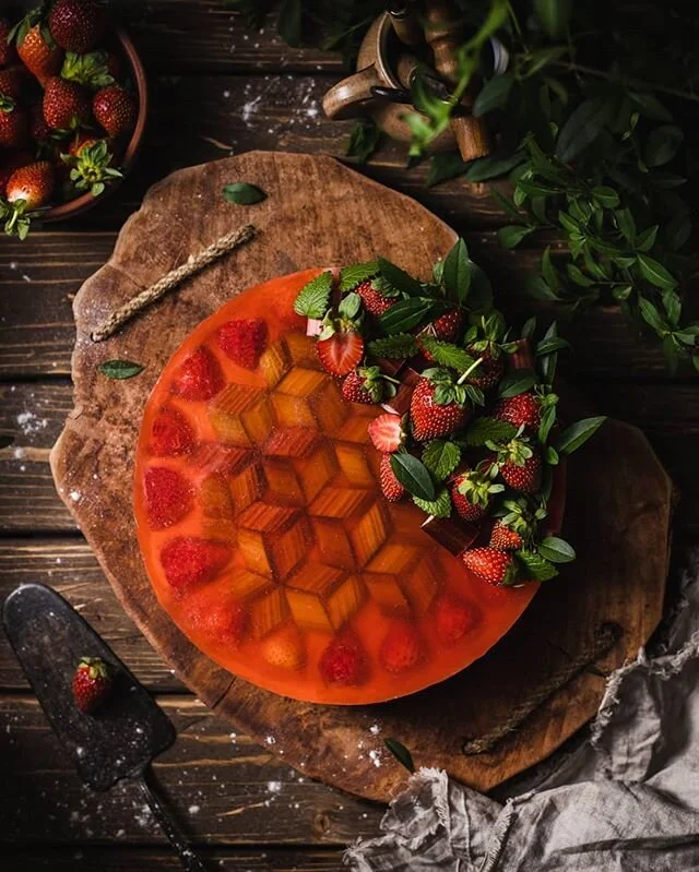 ◾Jahodovo-rebarborové "Agarové" Rezy
Tento rok som mal možnosť zapojiť sa do výzvy od @droetker_sk s názvom Jahodová Challenge a k receptu ma vyzvala @mozessavydavat.sk 
A keďže viete, že rád sk&uac