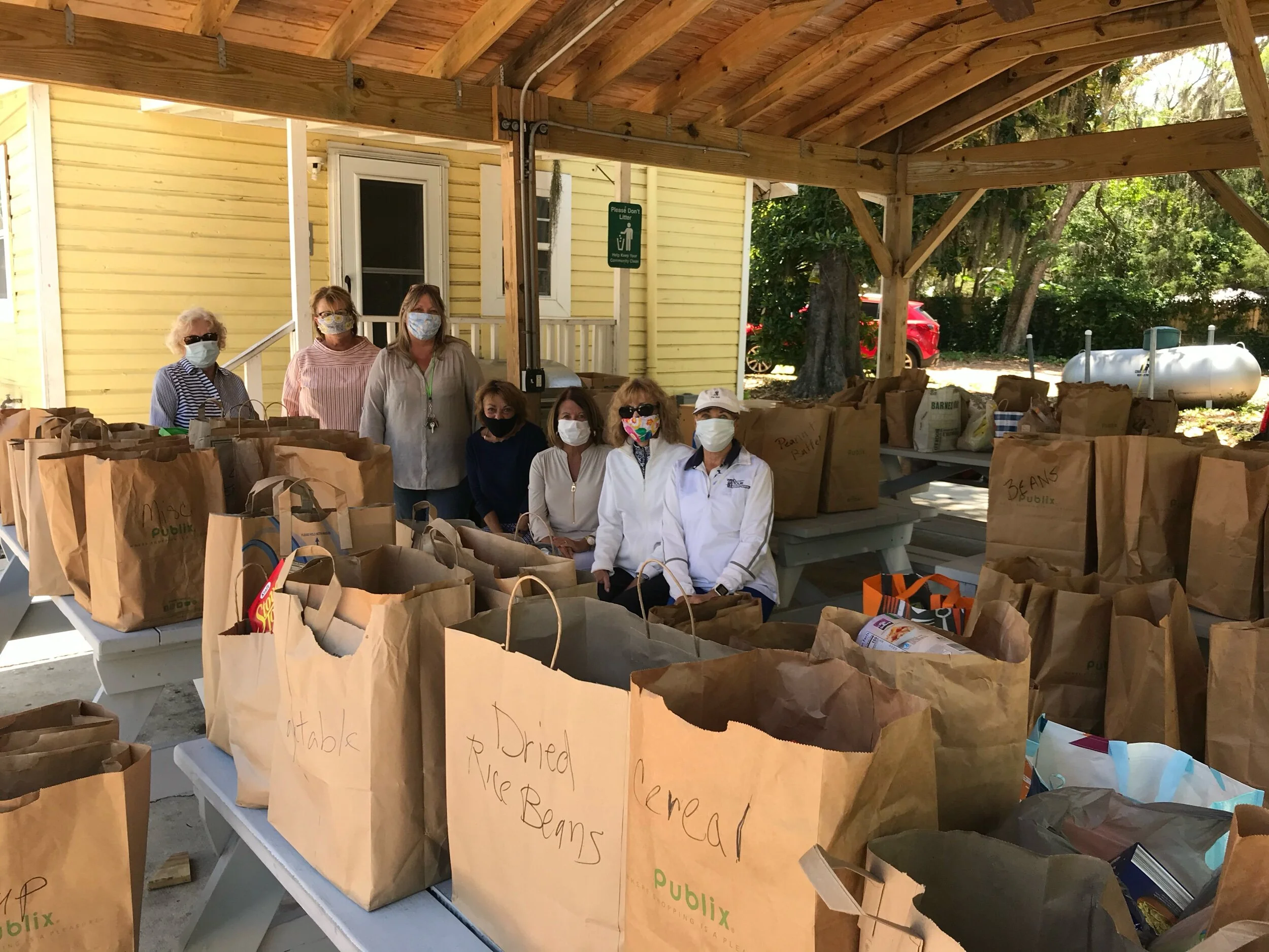 Successful Food Drive for the ESHC