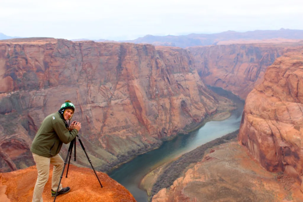 Living Life On The Edge Exploring Horseshoe Bend Mr Mrs Adventure
