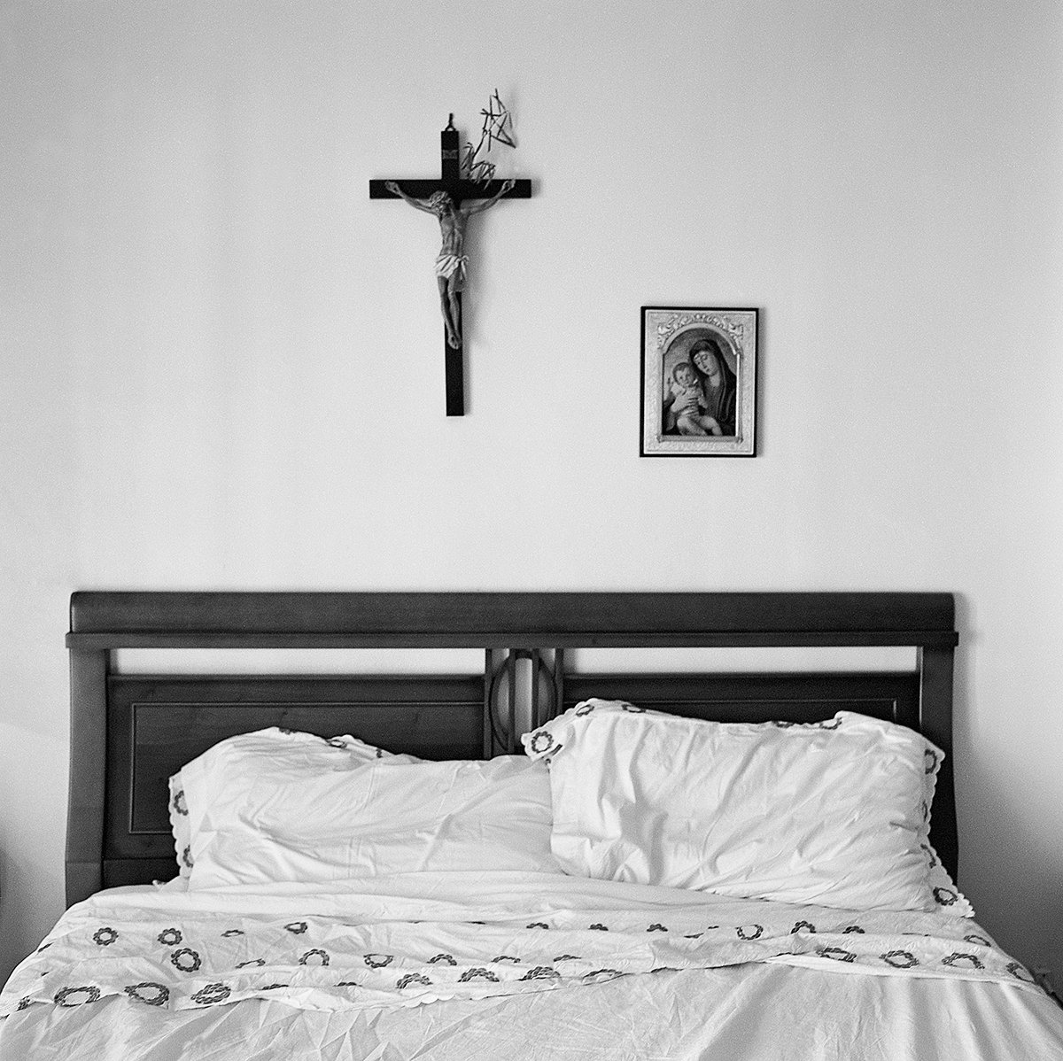 Bed w_religous art.jpg