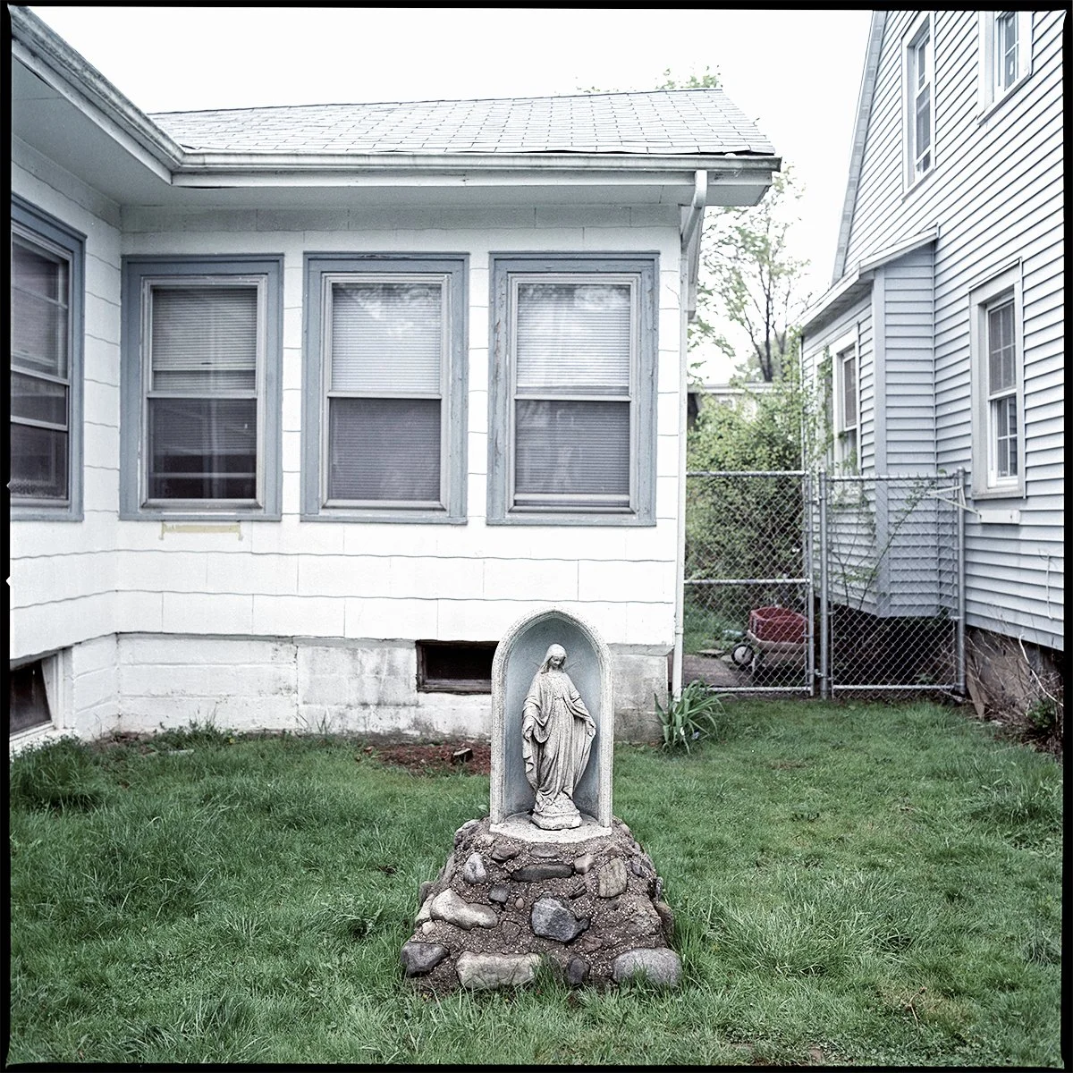 Modanna lawn ornament.jpg