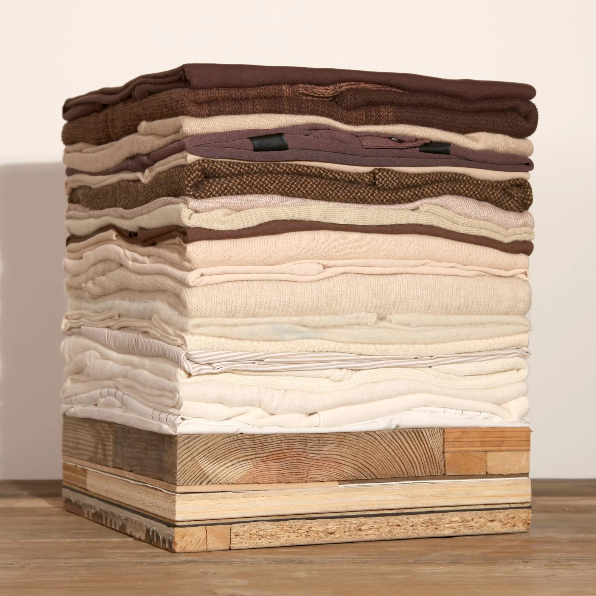 D-Melander_1x1x1-Brown-Tan-White.jpg