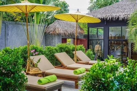phuket 8.jpg